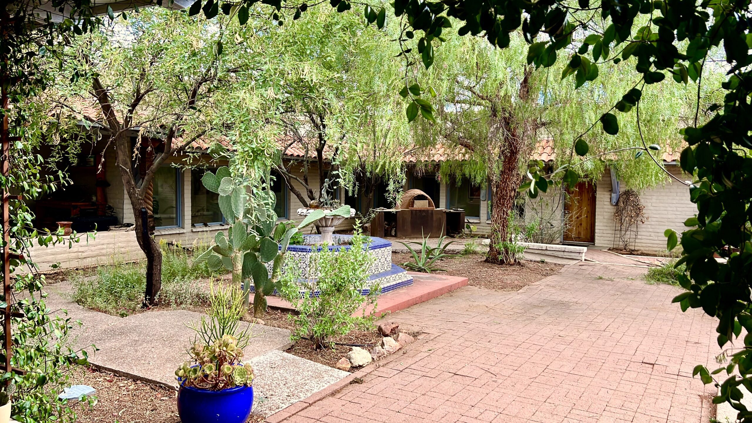 courtyard wedding
